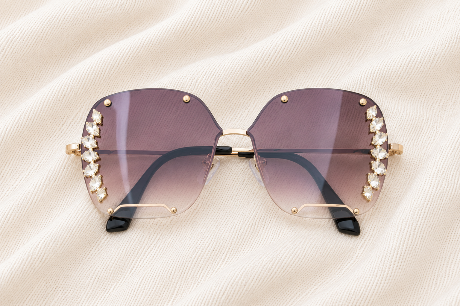 Hombre Oversized Rhinestone Sunglasses