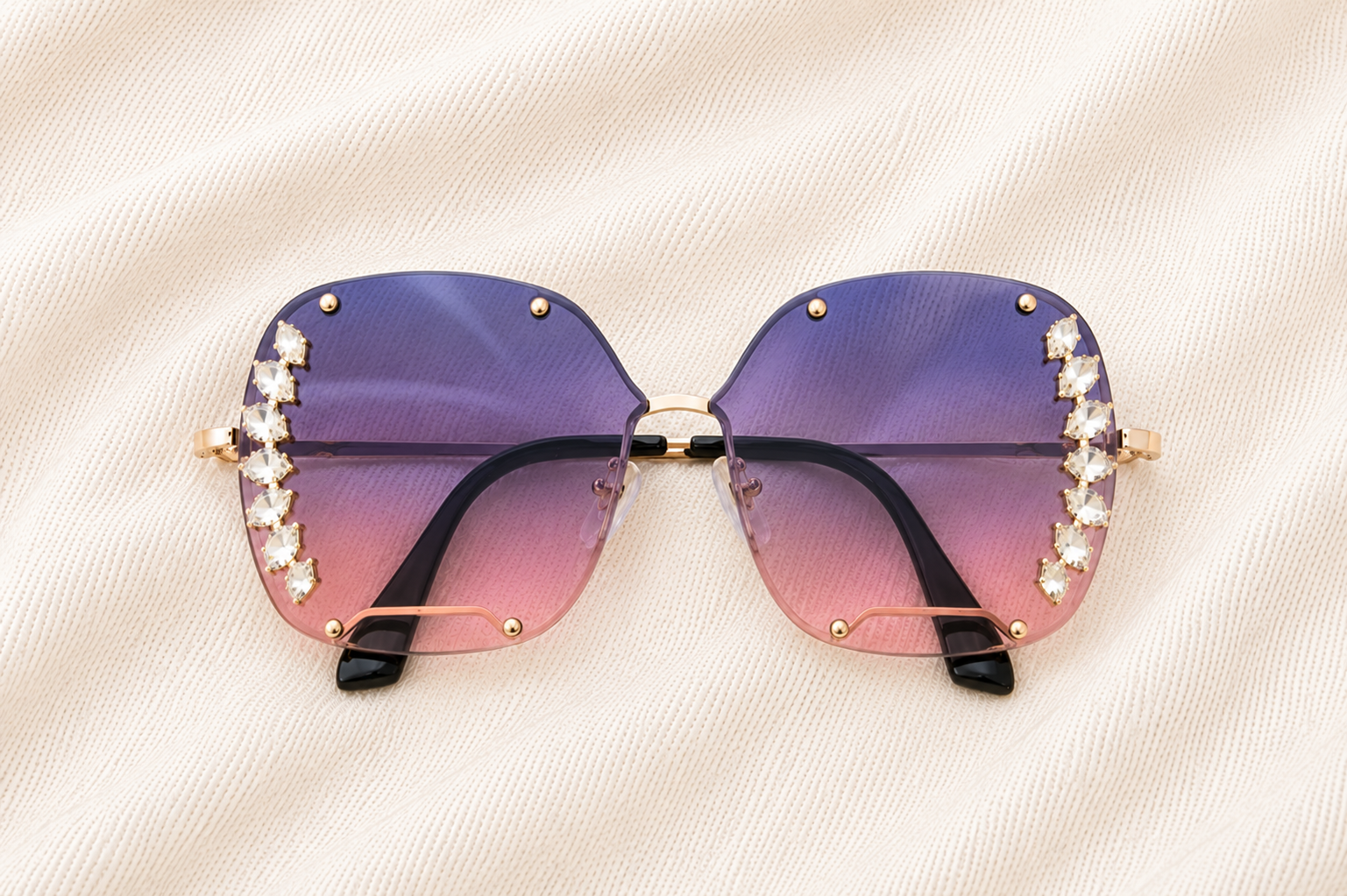 Hombre Oversized Rhinestone Sunglasses